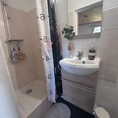 דירה La Guitoune