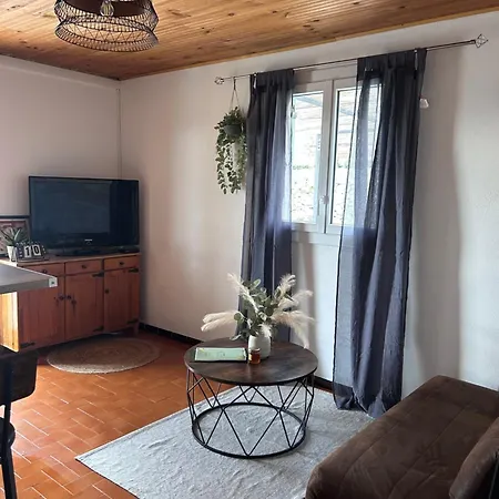 La Guitoune * Mane (Alpes-de-Haute-Provence)