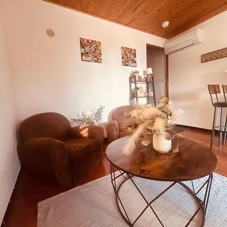 La Guitoune Apartment *